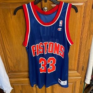 Grant hill Detroit pistons size 36 nba jersey
